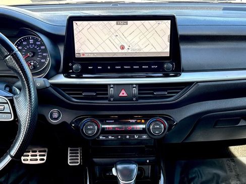 Used 2022 Kia Forte GT image 21