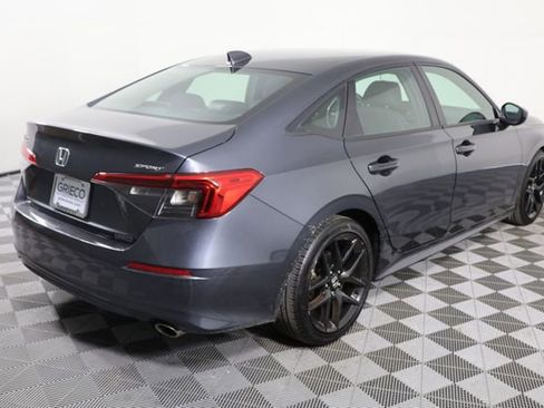 Used 2023 Honda Civic Sport image 8