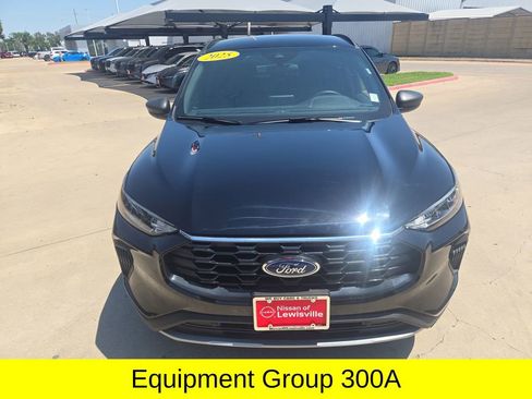 Used 2025 Ford Escape ST-Line AWD/4WD image 10