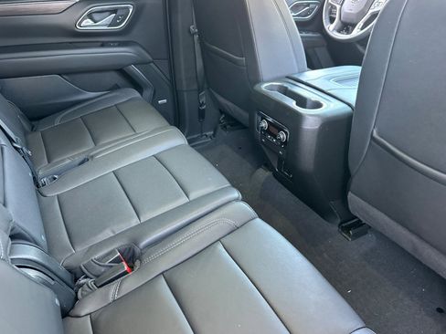 Used 2023 Chevrolet Tahoe Z71 w/ Z71 Off-Road Package AWD/4WD image 31