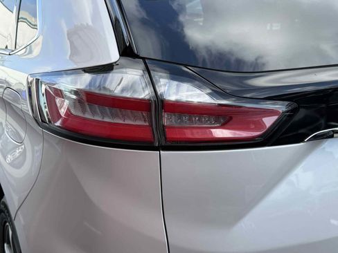 Used 2019 Ford Edge SEL w/ Equipment Group 201A image 39