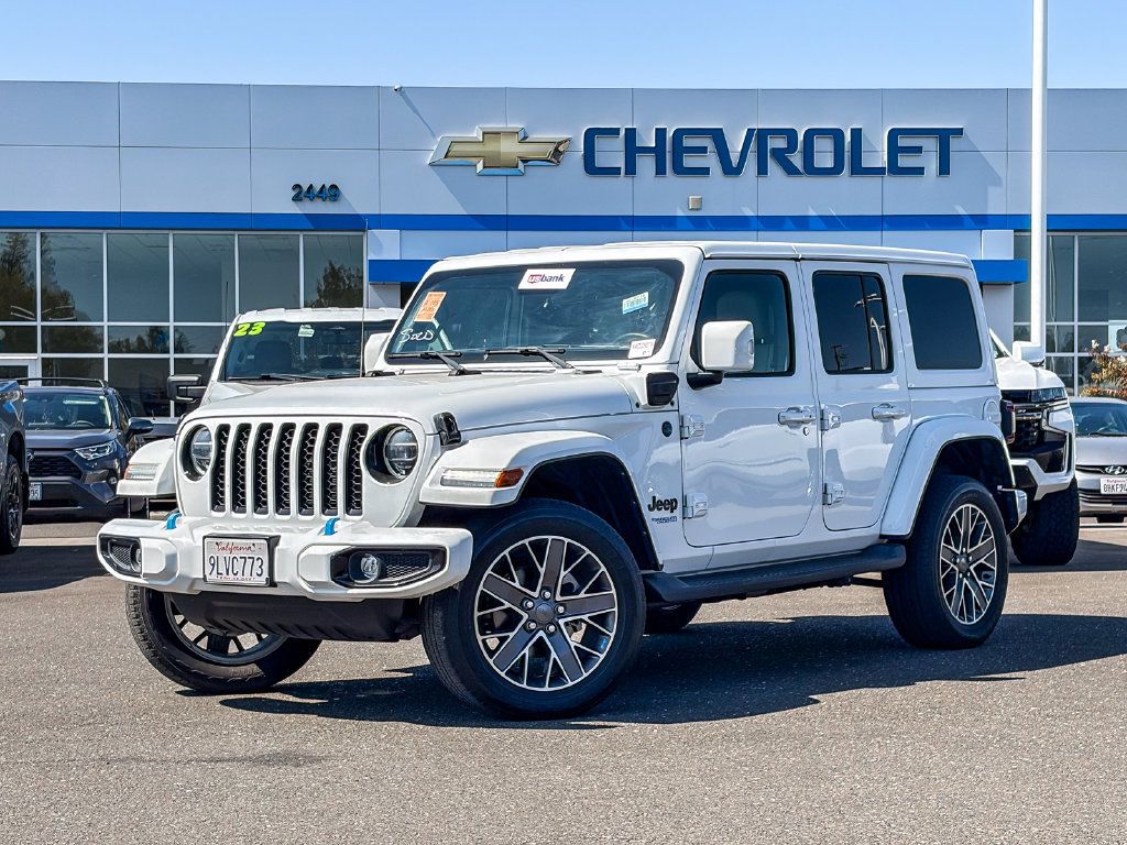 Used 2022 Jeep Wrangler Unlimited Sahara AWD/4WD image 1