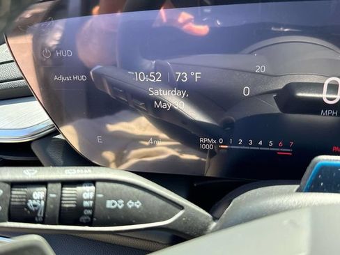 New 2026 Buick Enclave Avenir w/ Super Cruise Package FWD image 17