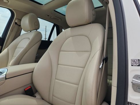Used 2018 Mercedes-Benz GLC 300 4MATIC image 13