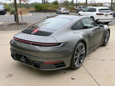 Used 2020 Porsche 911 Carrera 4S image 5