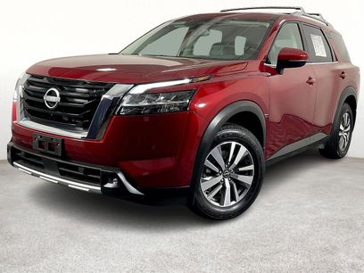 Used 2022 Nissan Pathfinder SL w/ Cargo Package