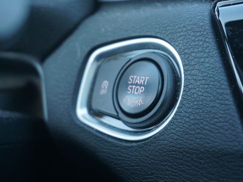 Used 2017 BMW X1 xDrive28i image 11