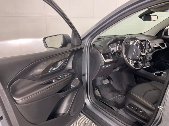Used 2020 GMC Terrain SLT w/ LPO, Floor Liner Package FWD image 23