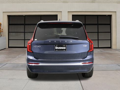 New 2026 Volvo XC90 T8 Ultra w/ Protection Package Premier AWD/4WD image 4