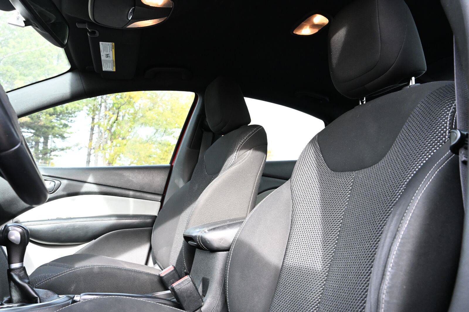 Used 2015 Dodge Dart SXT FWD image 10