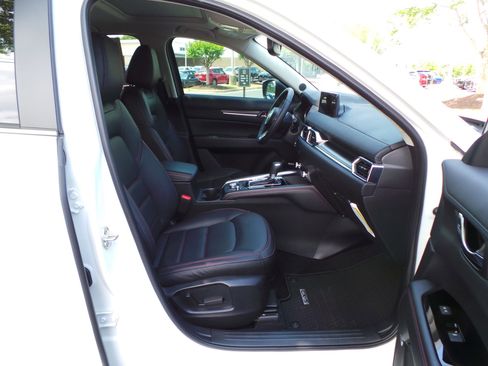 Certified 2025 MAZDA CX-5 Carbon Edition AWD/4WD image 40