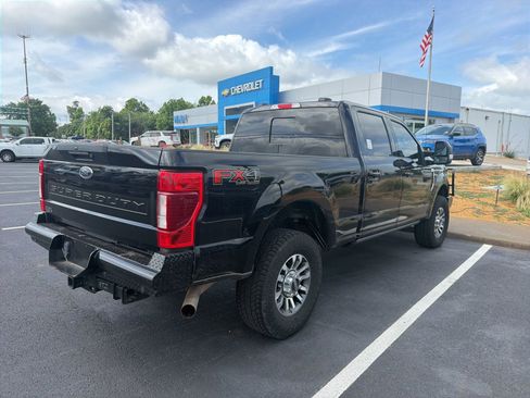 Used 2022 Ford F250 Lariat w/ Lariat Ultimate Package AWD/4WD image 4