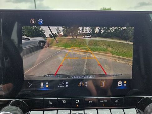 New 2026 Chevrolet Colorado Trail Boss AWD/4WD image 16