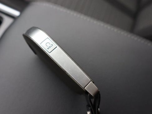 Used 2024 Kia Sorento LX image 35