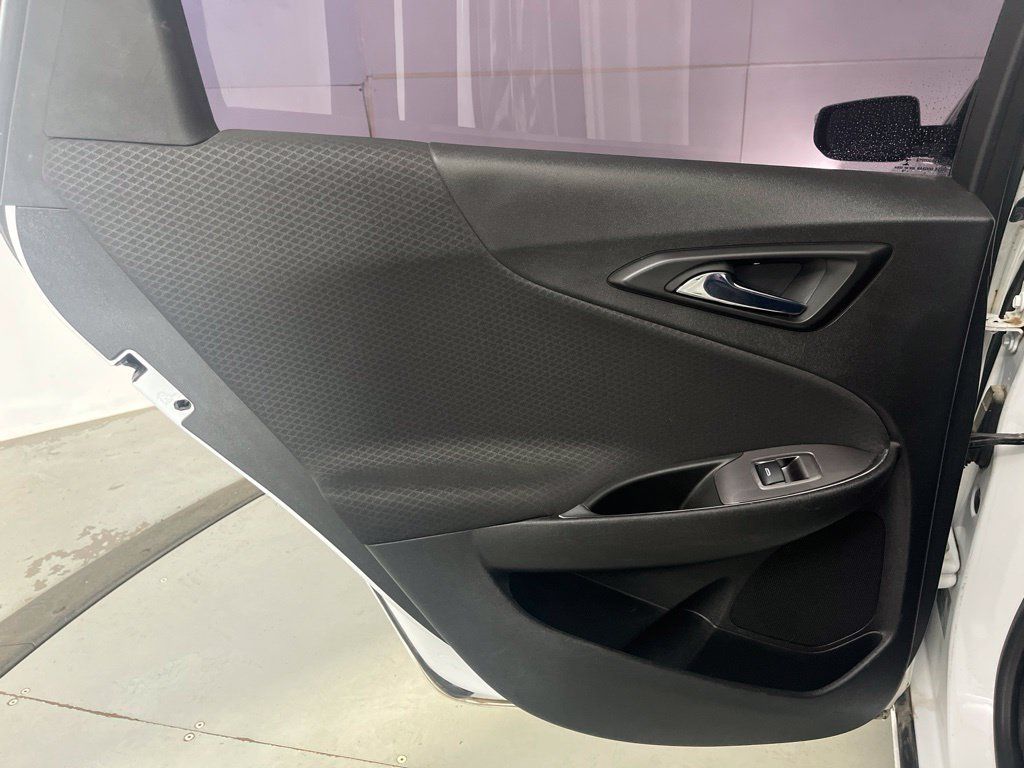 Used 2018 Chevrolet Malibu LT FWD image 26