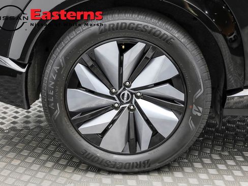 Used 2023 Nissan Ariya FWD image 15