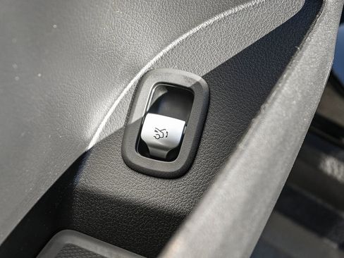 New 2026 Mercedes-Benz GLC 300 image 20