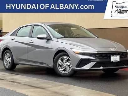 New 2026 Hyundai Elantra SE