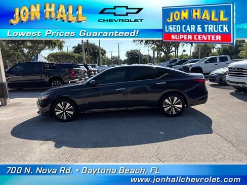 Used 2019 Nissan Altima 2.5 SV FWD image 4