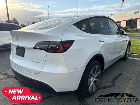 Used 2021 Tesla Model Y Long Range AWD/4WD image 4