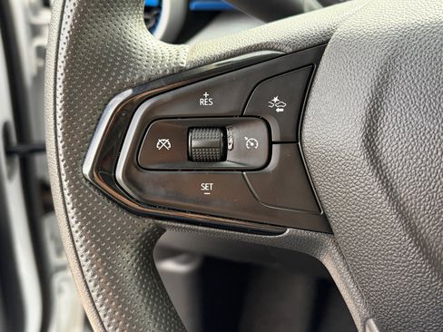 Used 2025 Chevrolet Trax LS FWD image 19