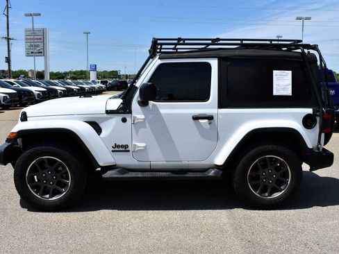 Used 2021 Jeep Wrangler Sport AWD/4WD image 5