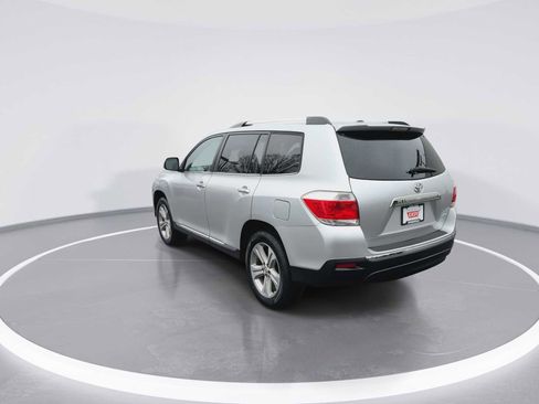 Used 2012 Toyota Highlander Limited w/ Tow Pkg image 6
