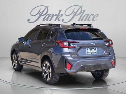 Used 2024 Subaru Crosstrek 2.0i Premium AWD/4WD image 3