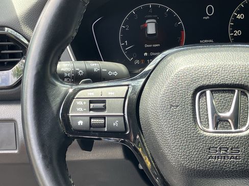 Used 2025 Honda Pilot EX-L image 21