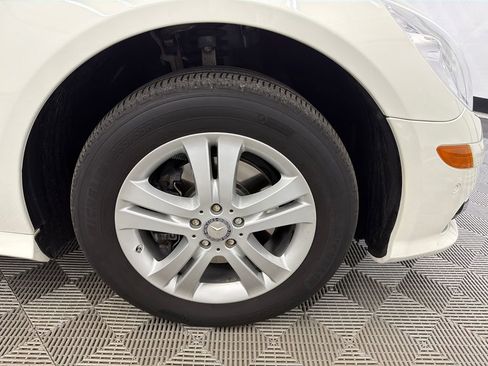 Used 2009 Mercedes-Benz R 350 4MATIC image 13