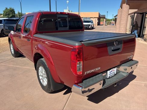 Used 2019 Nissan Frontier SV w/ Value Truck Package image 6