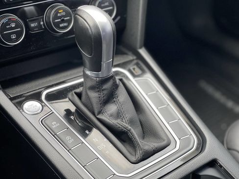 Used 2019 Volkswagen Arteon SE image 34