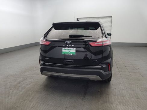 Used 2024 Ford Edge SEL image 7