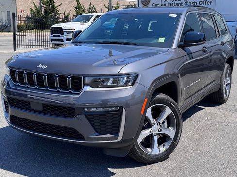 New 2026 Jeep Grand Cherokee L Limited AWD/4WD image 3