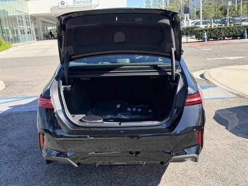 New 2026 BMW 530i w/ M Sport Package image 9