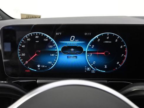 Used 2022 Mercedes-Benz GLA 250 4MATIC image 25