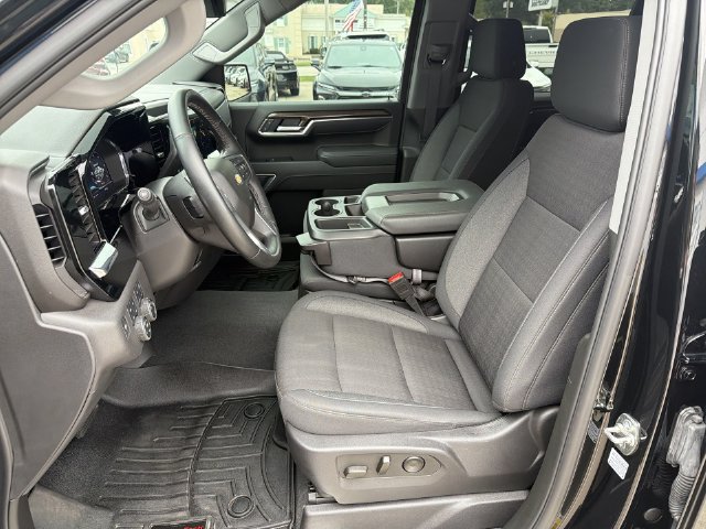 Used 2025 Chevrolet Silverado 1500 LT w/ Z71 Off-Road Package AWD/4WD image 14