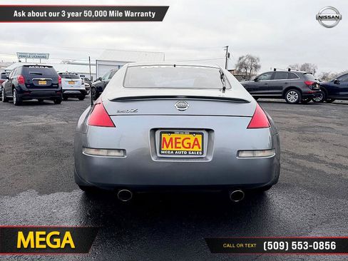 Used 2004 Nissan 350Z Touring w/ Aerodynamics Pkg image 10