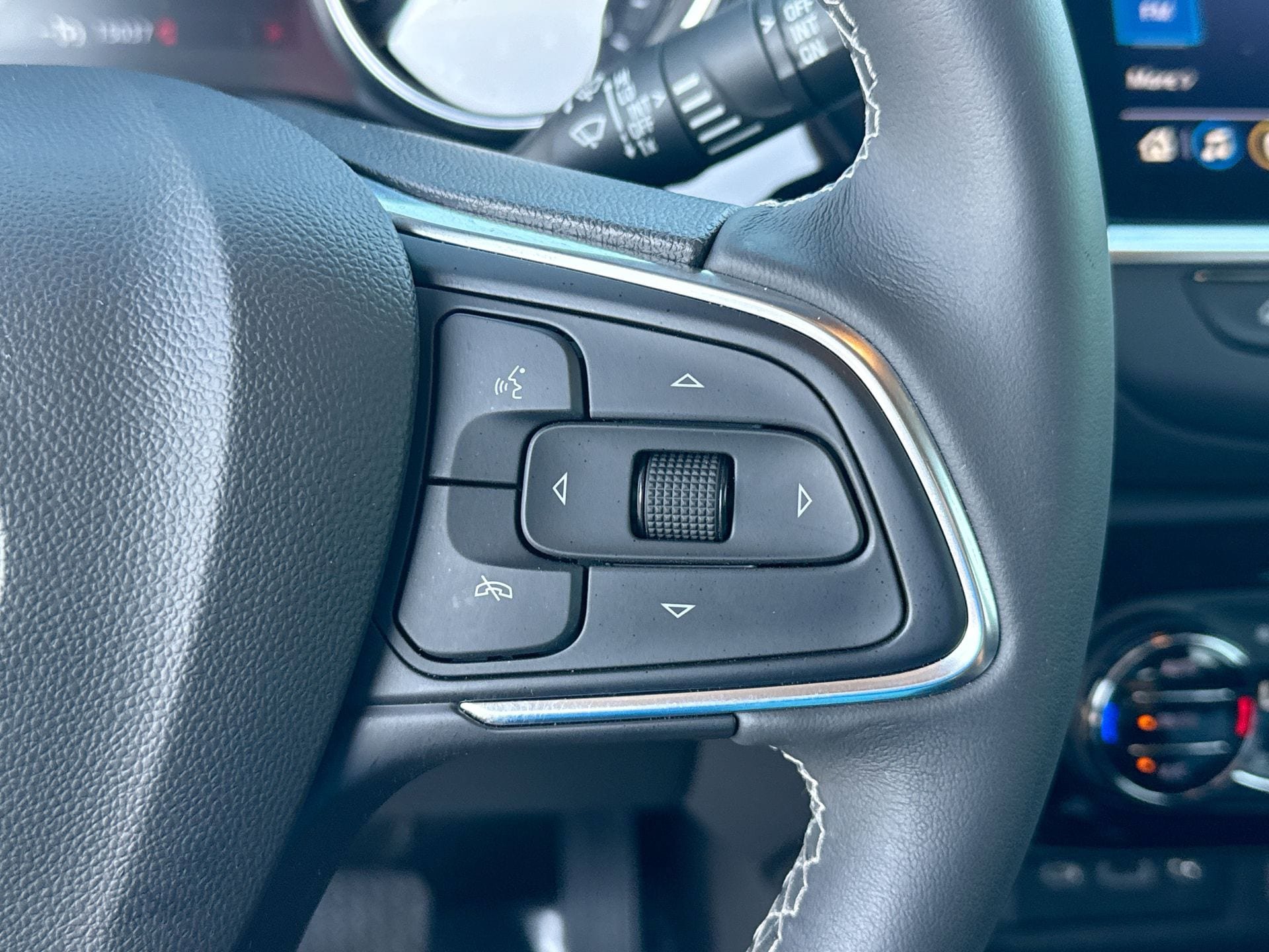 Used 2022 Buick Encore GX Select FWD image 16