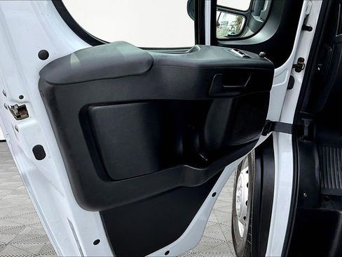 Used 2023 RAM ProMaster 2500 FWD image 18