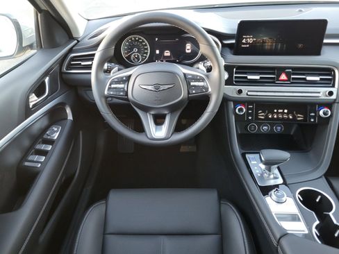 New 2026 Genesis G70 2.5T image 14