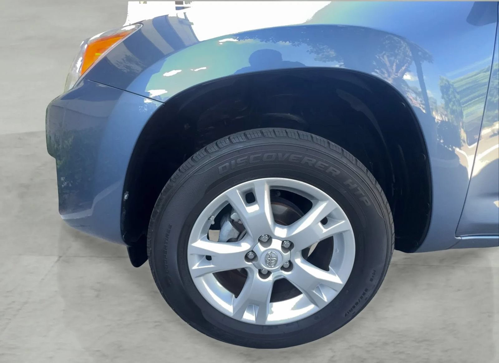 Used 2012 Toyota RAV4 FWD w/ Upgrade Value Pkg image 49