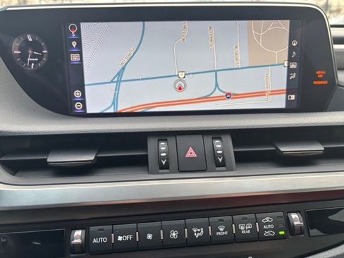 Used 2019 Lexus ES 350 F Sport image 18