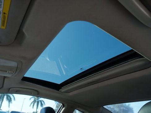 Used 2014 INFINITI Q60 Journey w/ Premium Package image 6