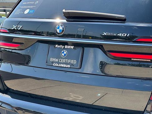 Certified 2023 BMW X7 xDrive40i w/ M Sport Package image 9