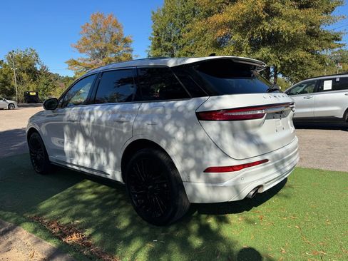 Used 2021 Lincoln Corsair Reserve w/ Equipment Group 201A image 10