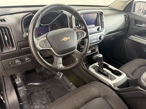Used 2018 Chevrolet Colorado LT w/ LT Convenience Package image 15
