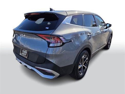 Certified 2024 Kia Sportage EX image 4