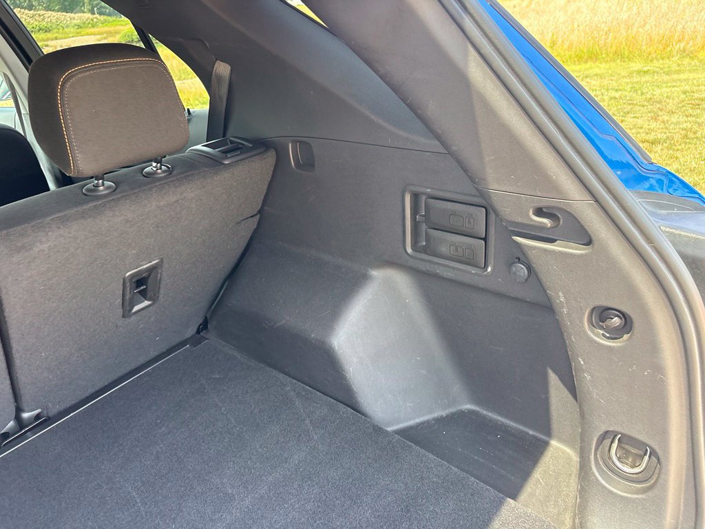 Used 2024 Chevrolet Equinox LT FWD image 47