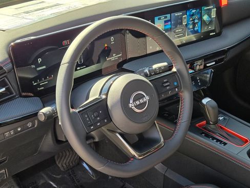 New 2026 Nissan Kicks SR w/ Interior Electronics Package FWD image 10